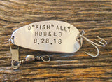 OFishally Hooked on You Fishing Lure with Wedding Date Men Gift for Man Anniversary Boyfriend Girlfriend Outside Favors Fall Wedding Country